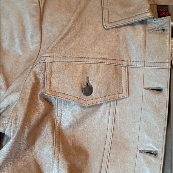 ✨ Gorgeous Vintage Danier Soft Leather Jacket for Women✨ - Picture 11 of 16